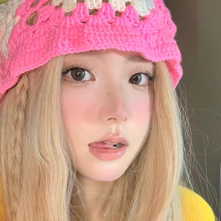 腮红氛围妆