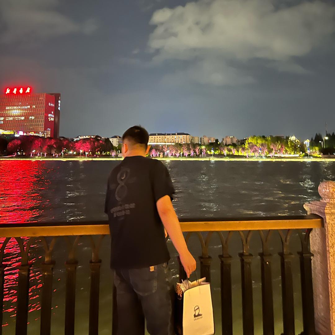 阿诚