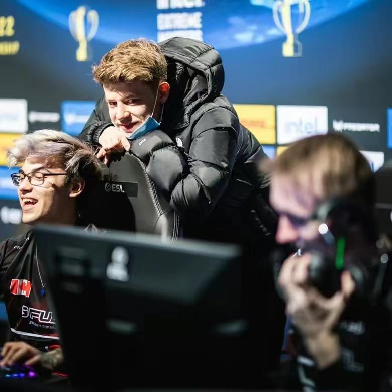 吃药要用咖啡送