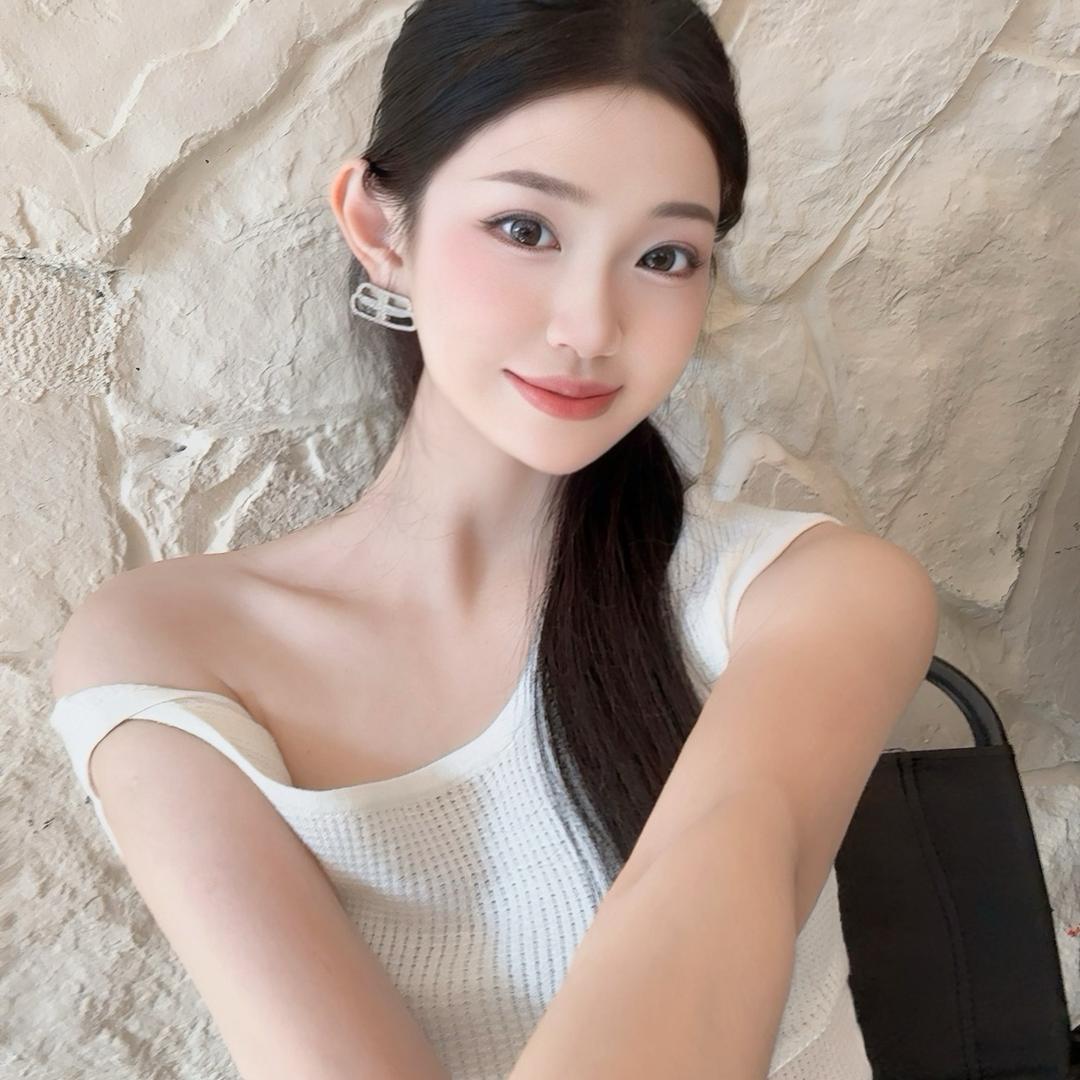 就吃一口饼干🍪