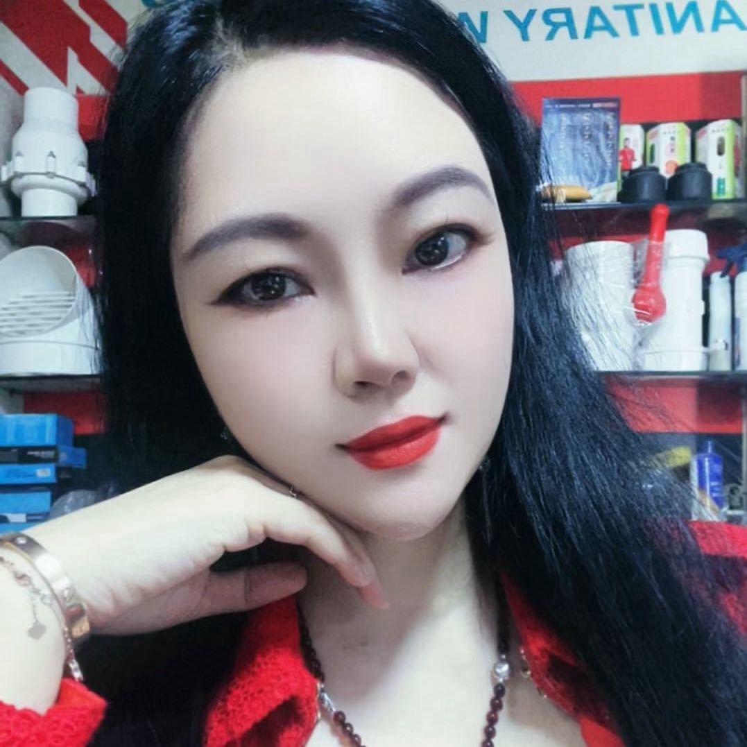 熊宝一玉儿圆滚滚