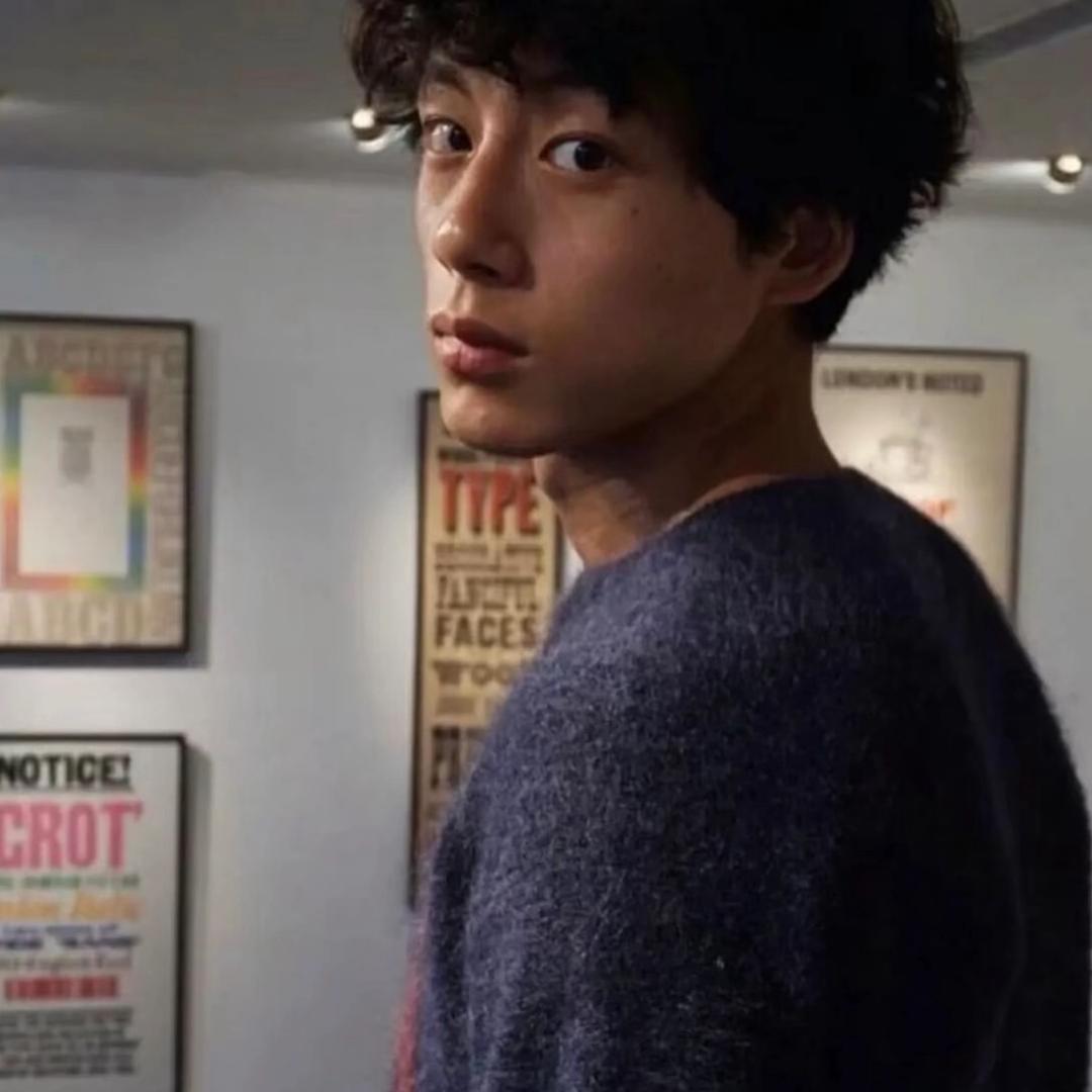 才不是宅男