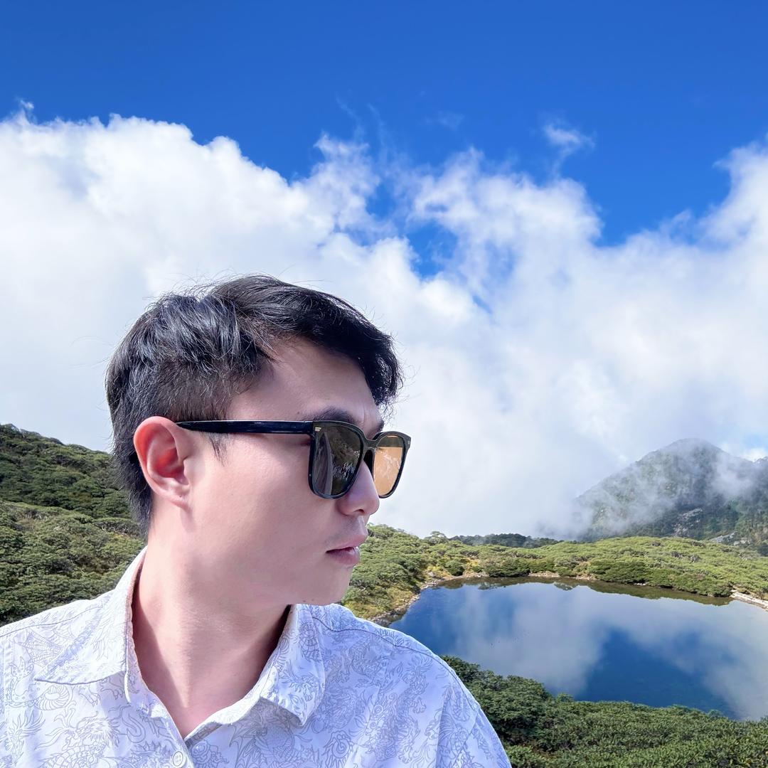 贫穷大赛形象代言人