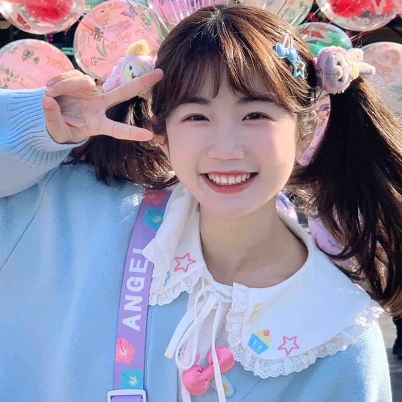 美丽漂亮温柔善良大方得体的麦当卢