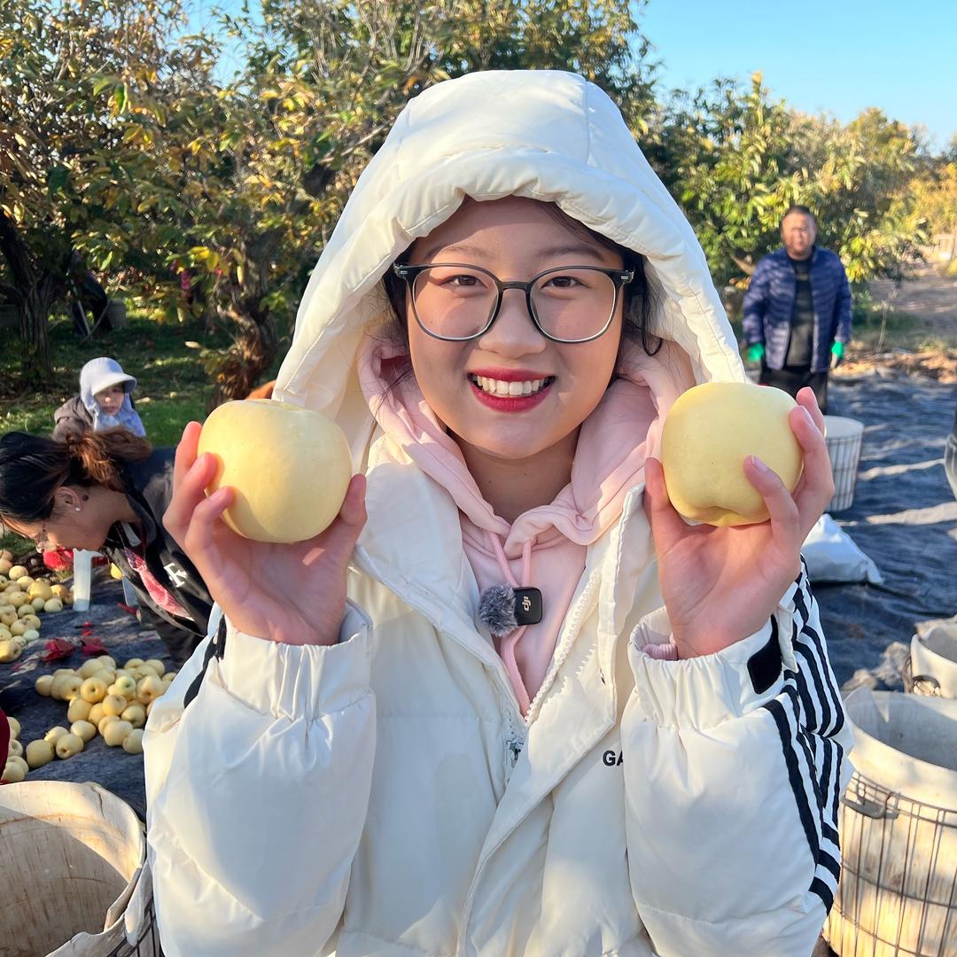 姚薇薇（返乡助农）