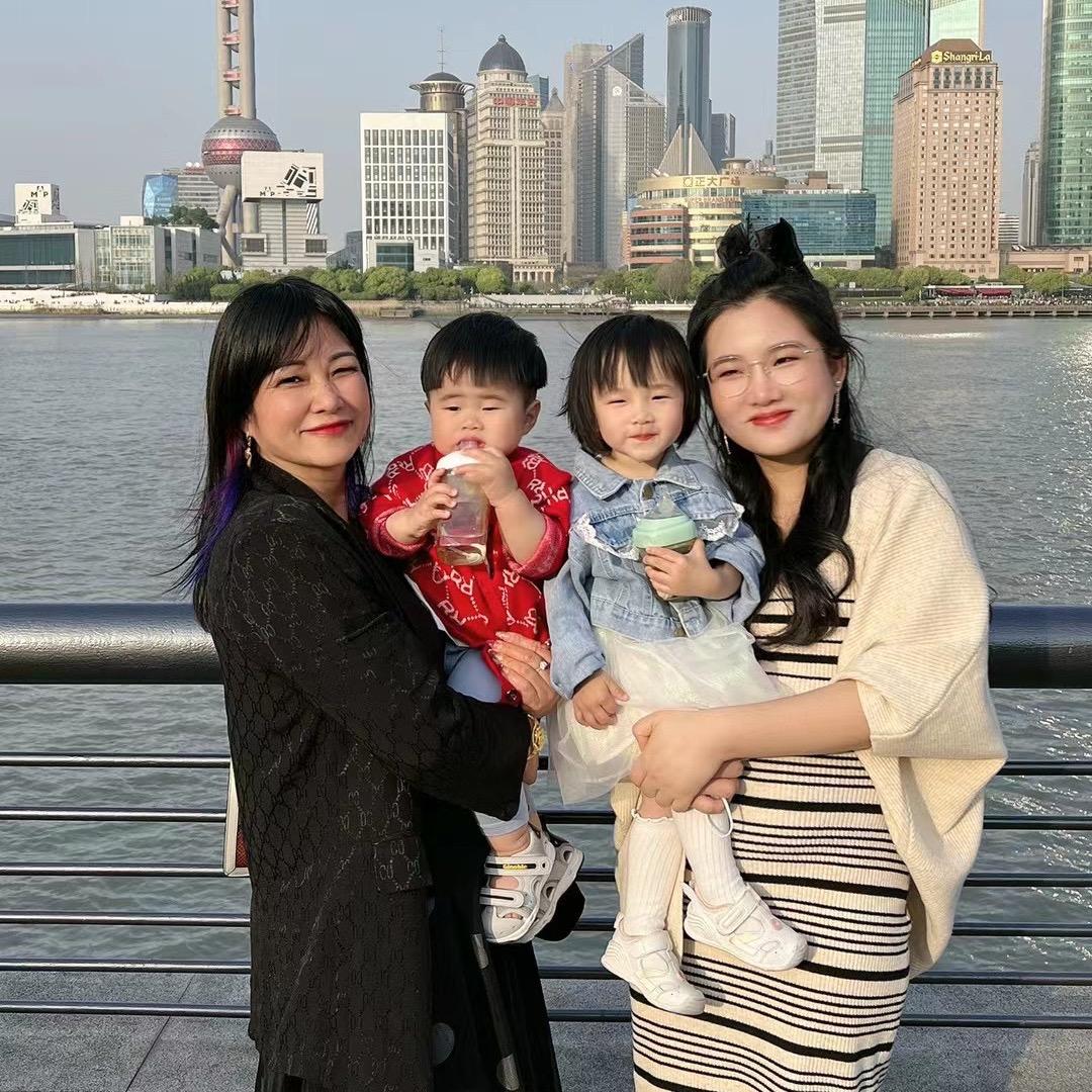 陈三废姐弟·妈妈小红