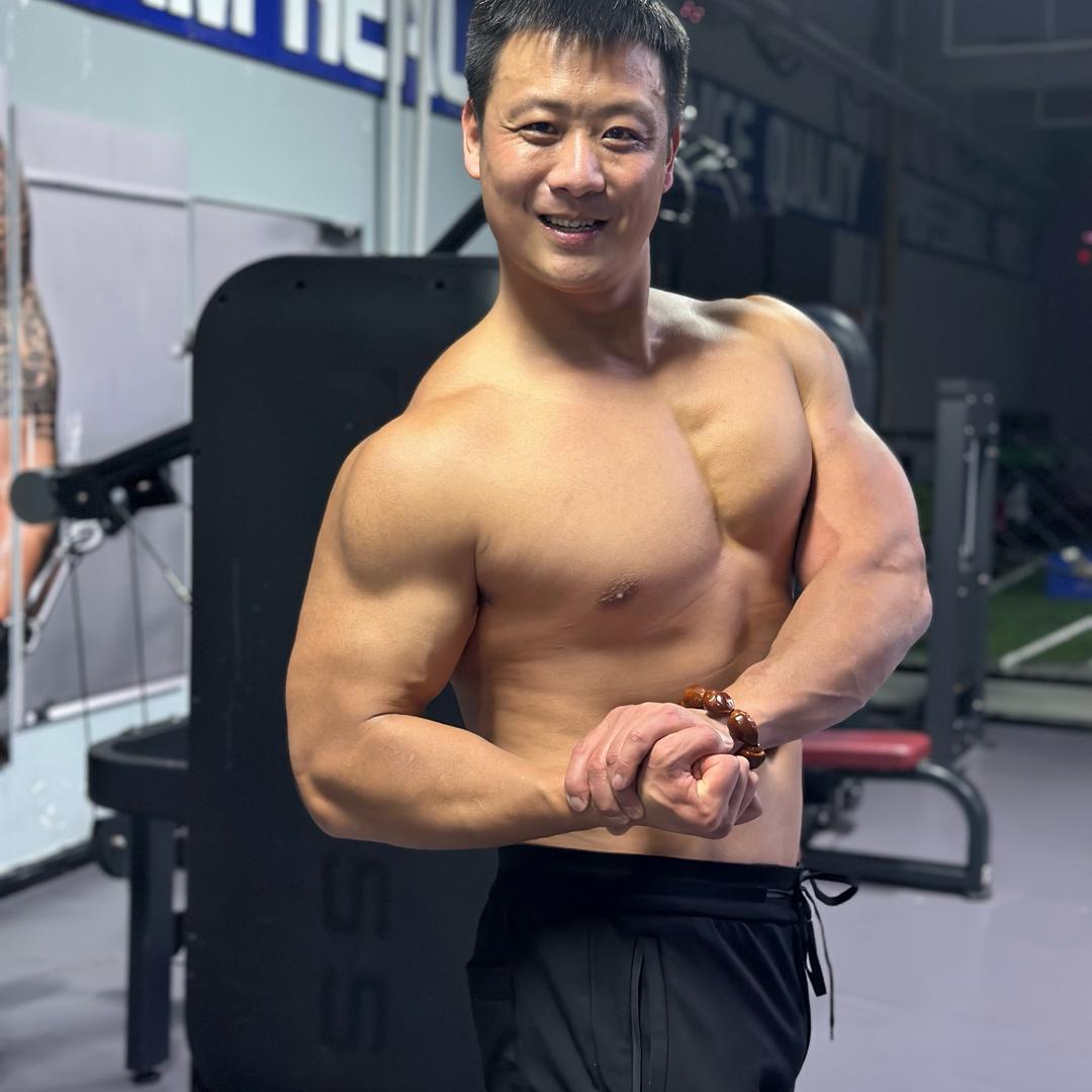 撸铁火锅【马老板】