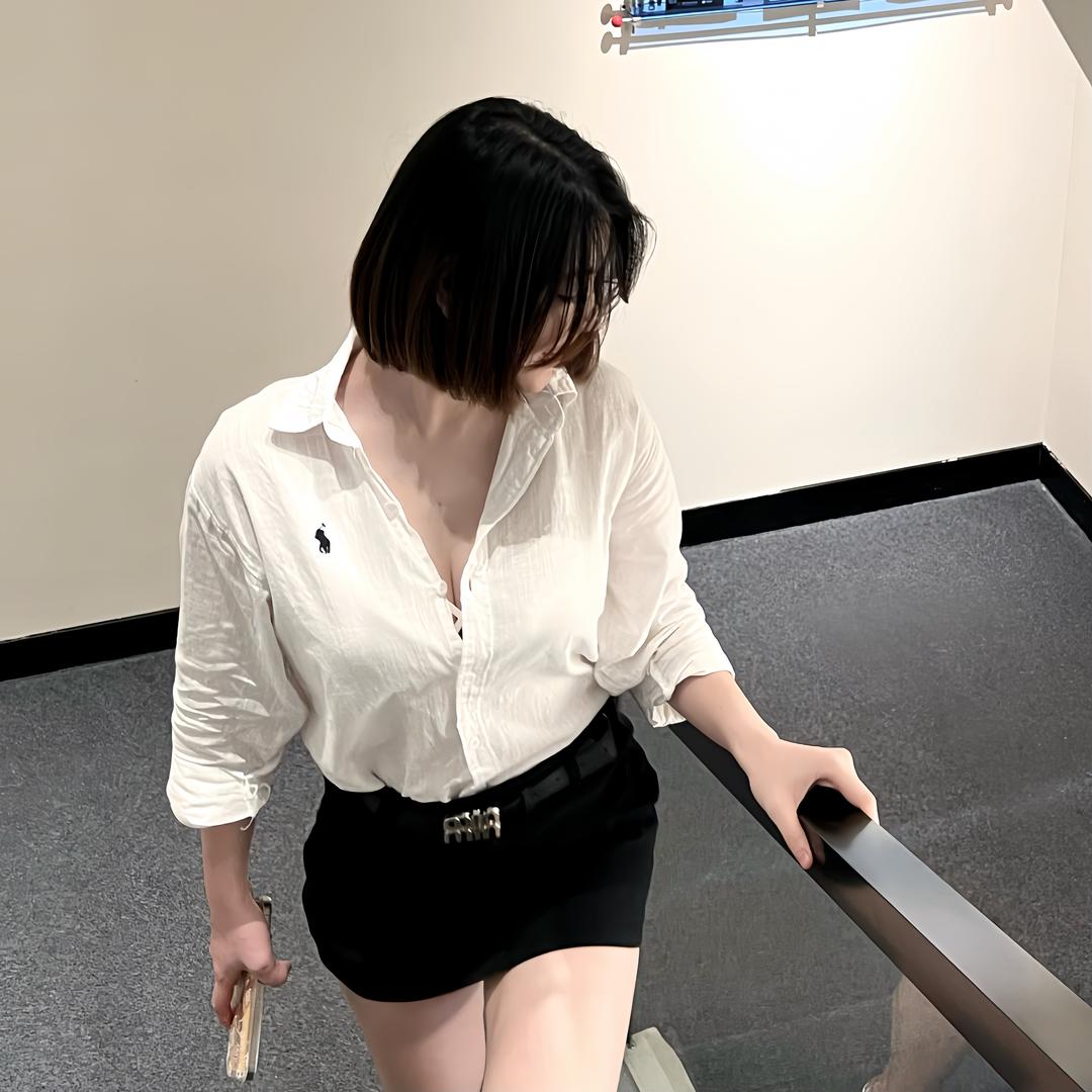 诗咏呀