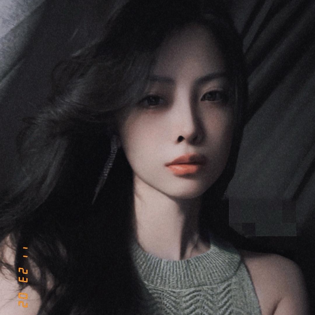 KatilynOO🖤头像