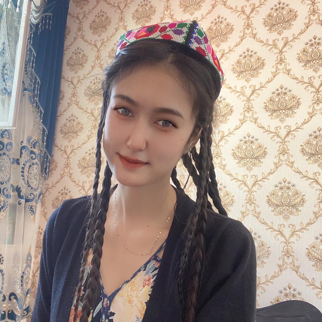 伊犁姑娘夏依旦