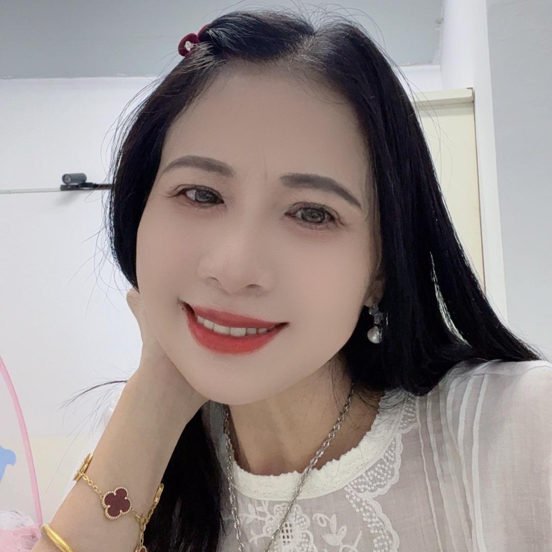 龙姐在越南