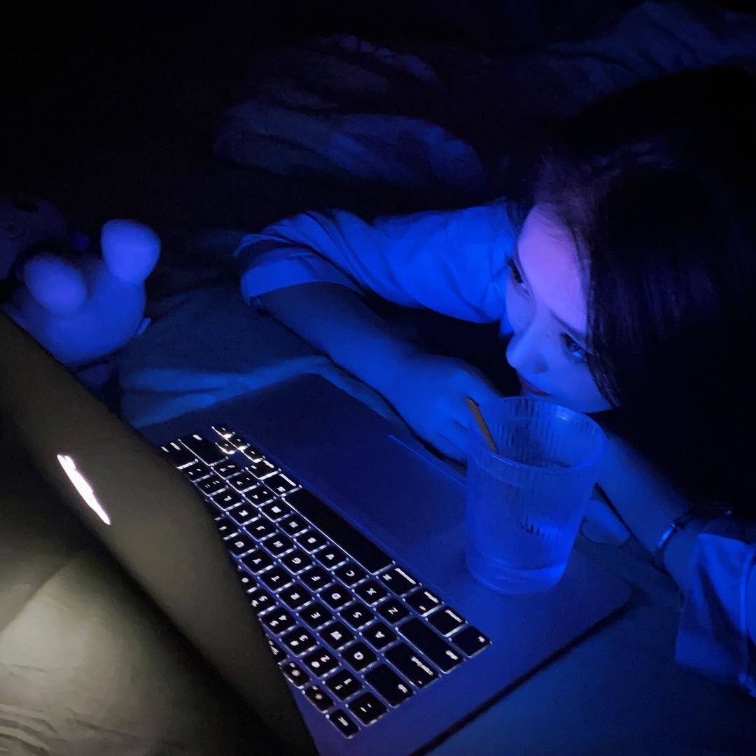 小鹿爱吃鱼