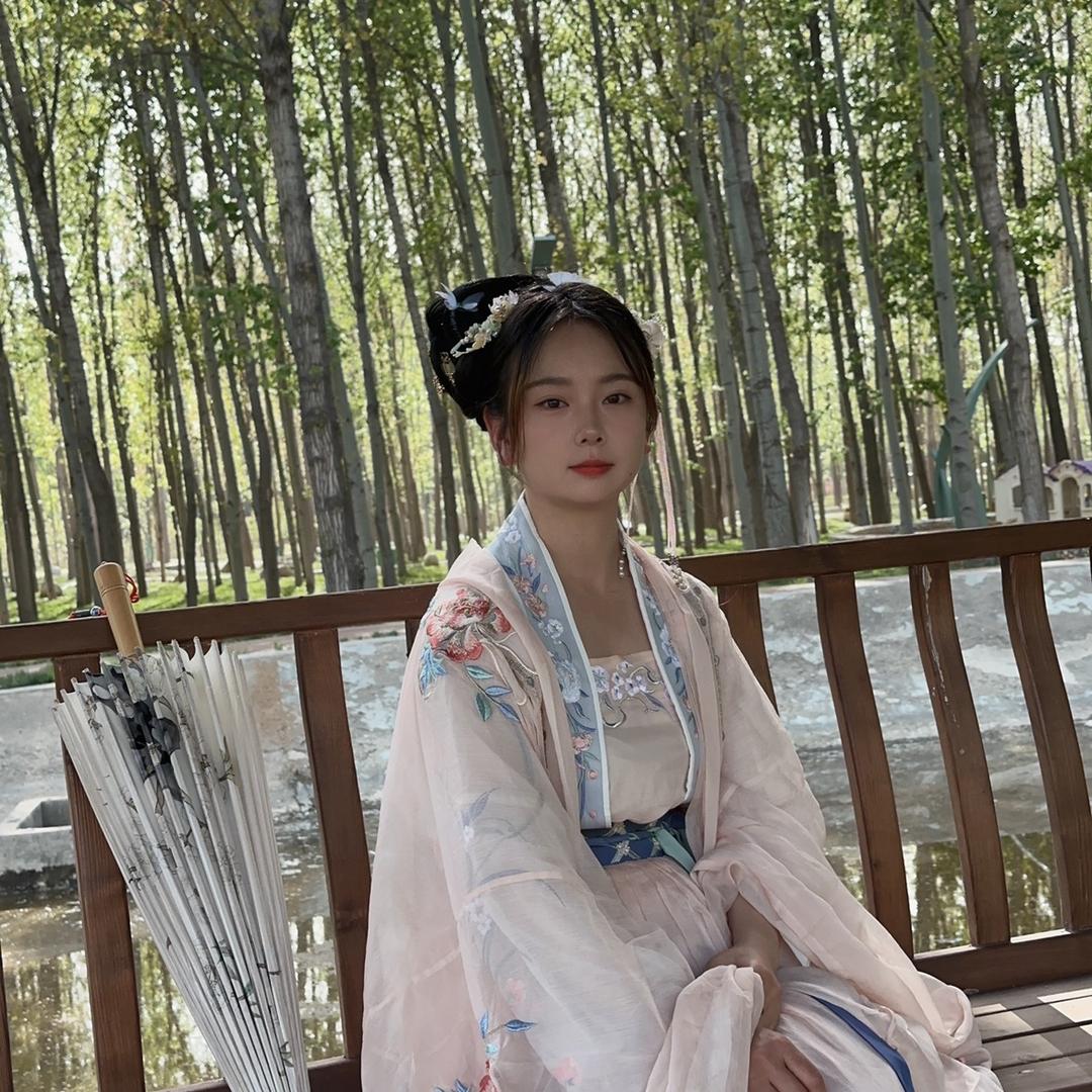 让我雯雯看吧