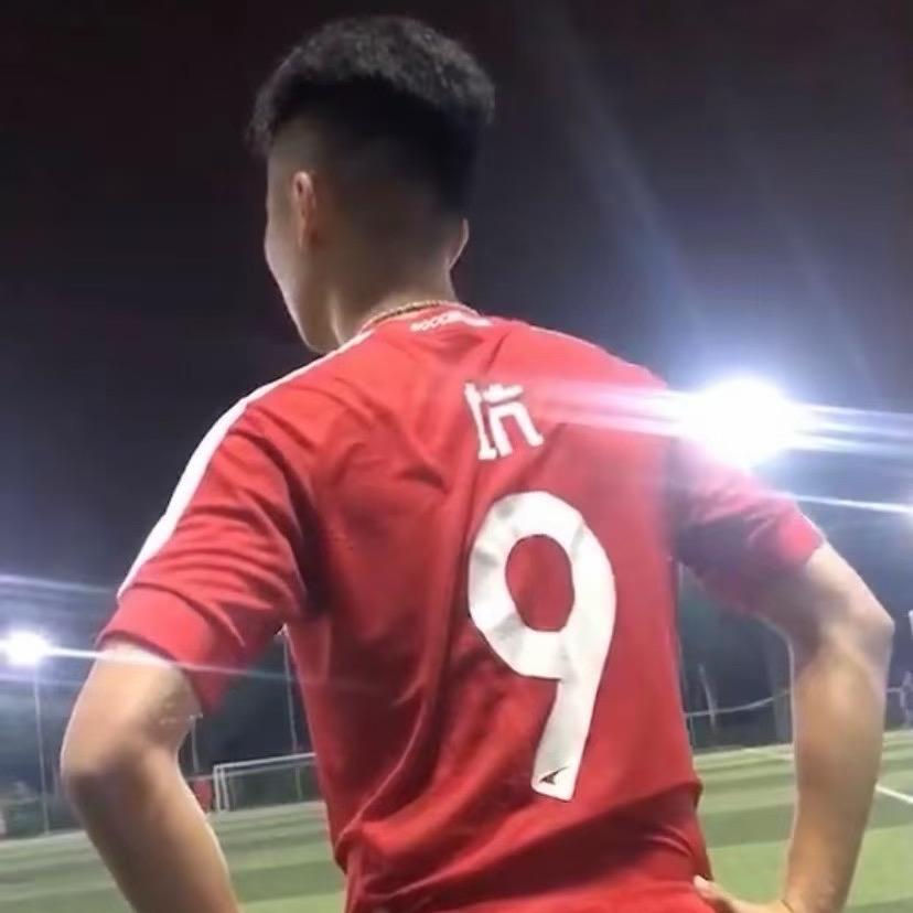 🫡他来自江湖  ╲