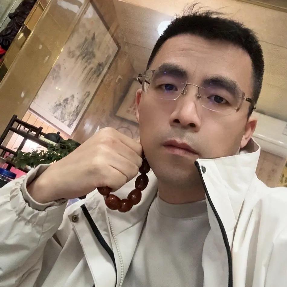 王小明［孤品圣手］