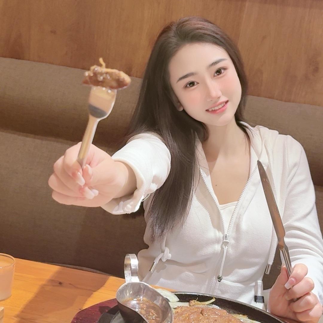 请叫我李李