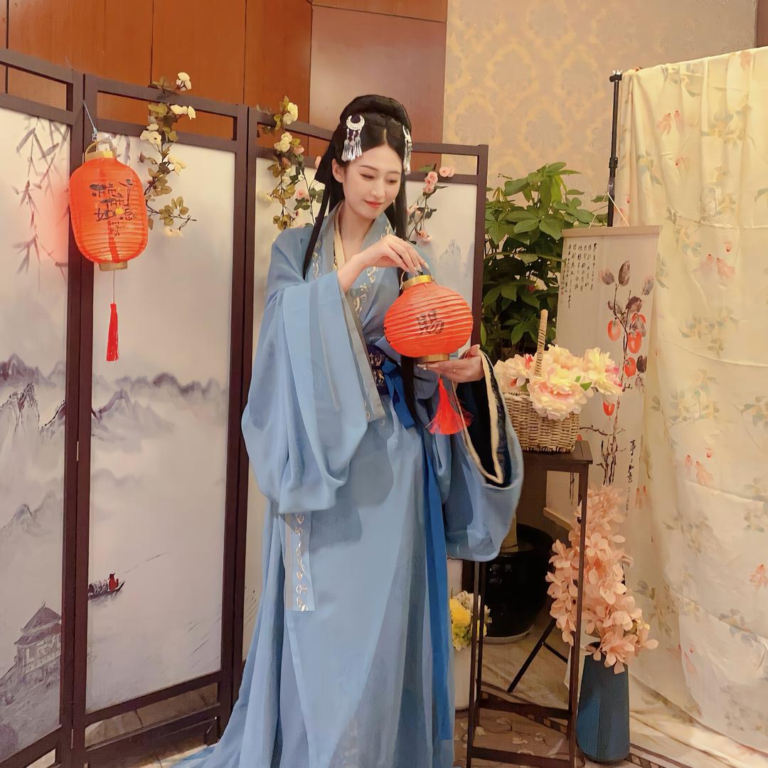 成都春雨创意教育