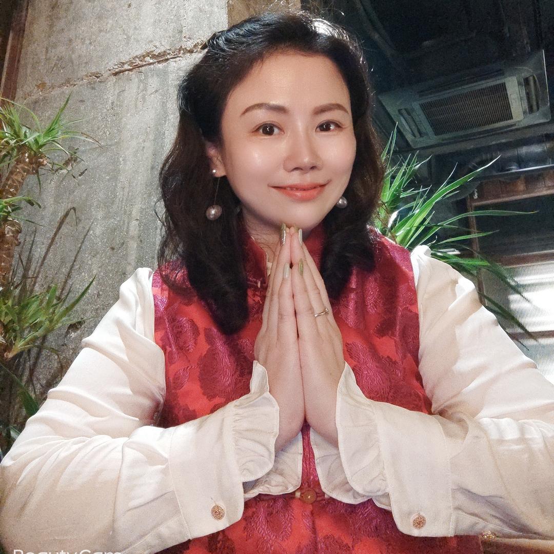 春春  爱美