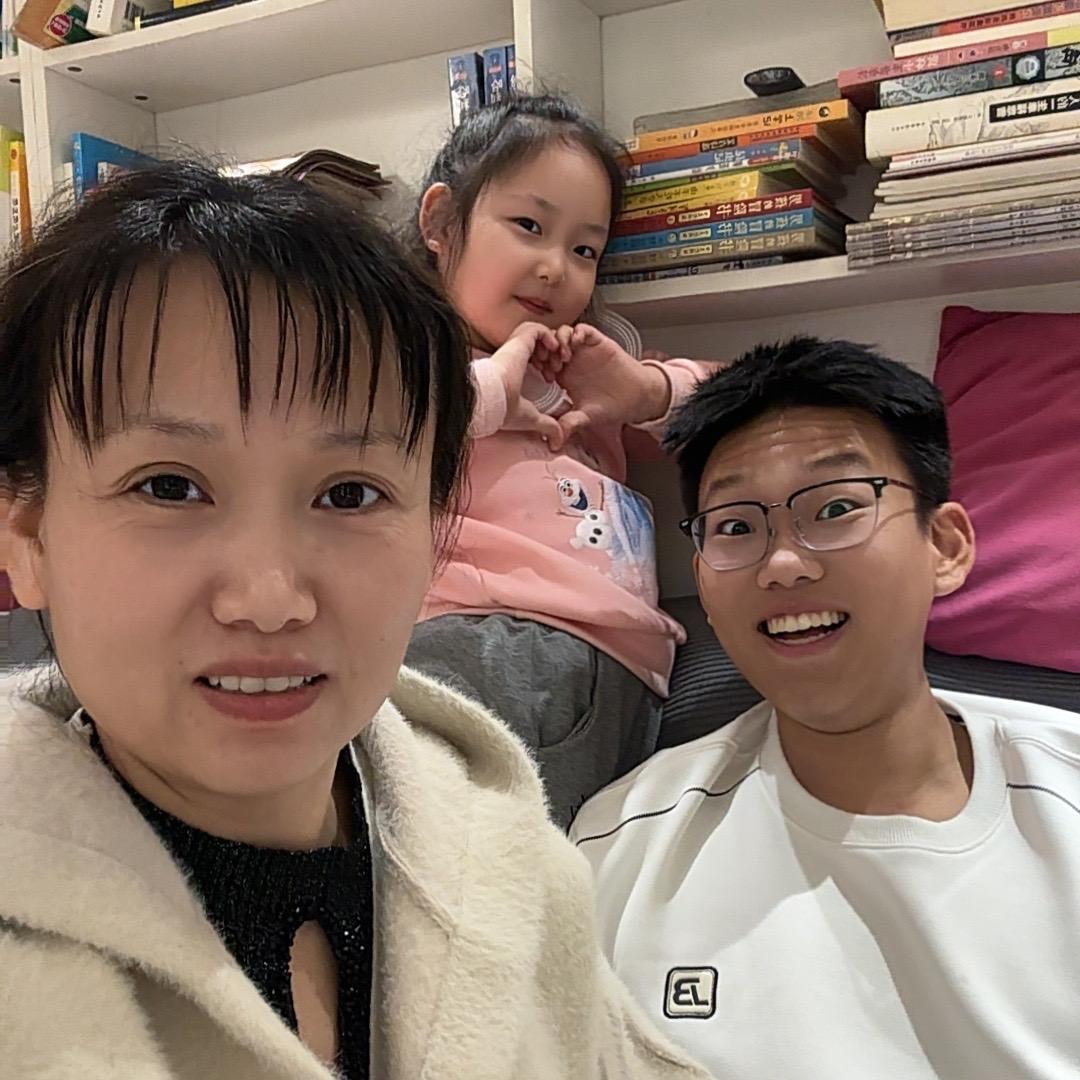 康康妈妈（一家人）