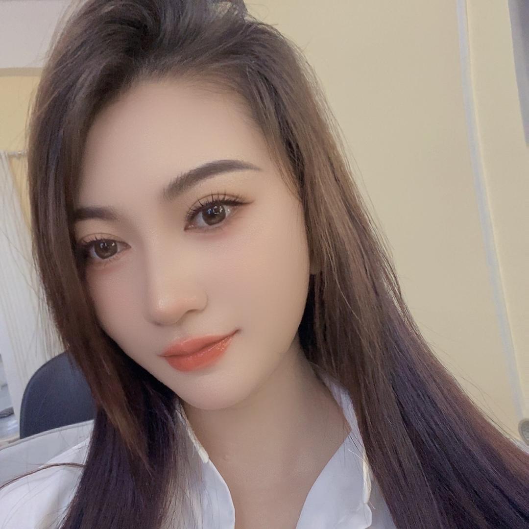 珊珊💋💋