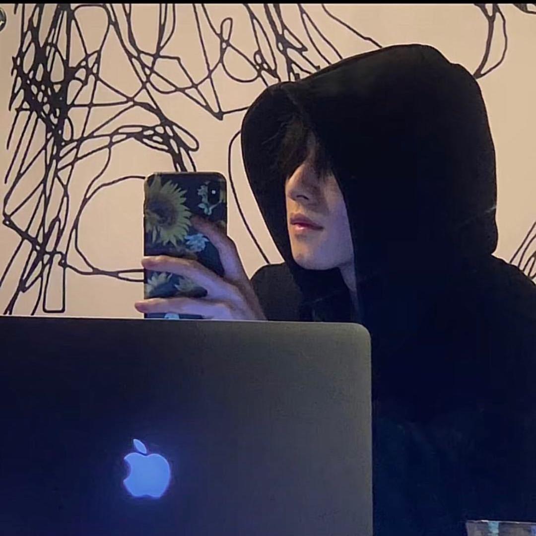 凌晨晨（三缺一）