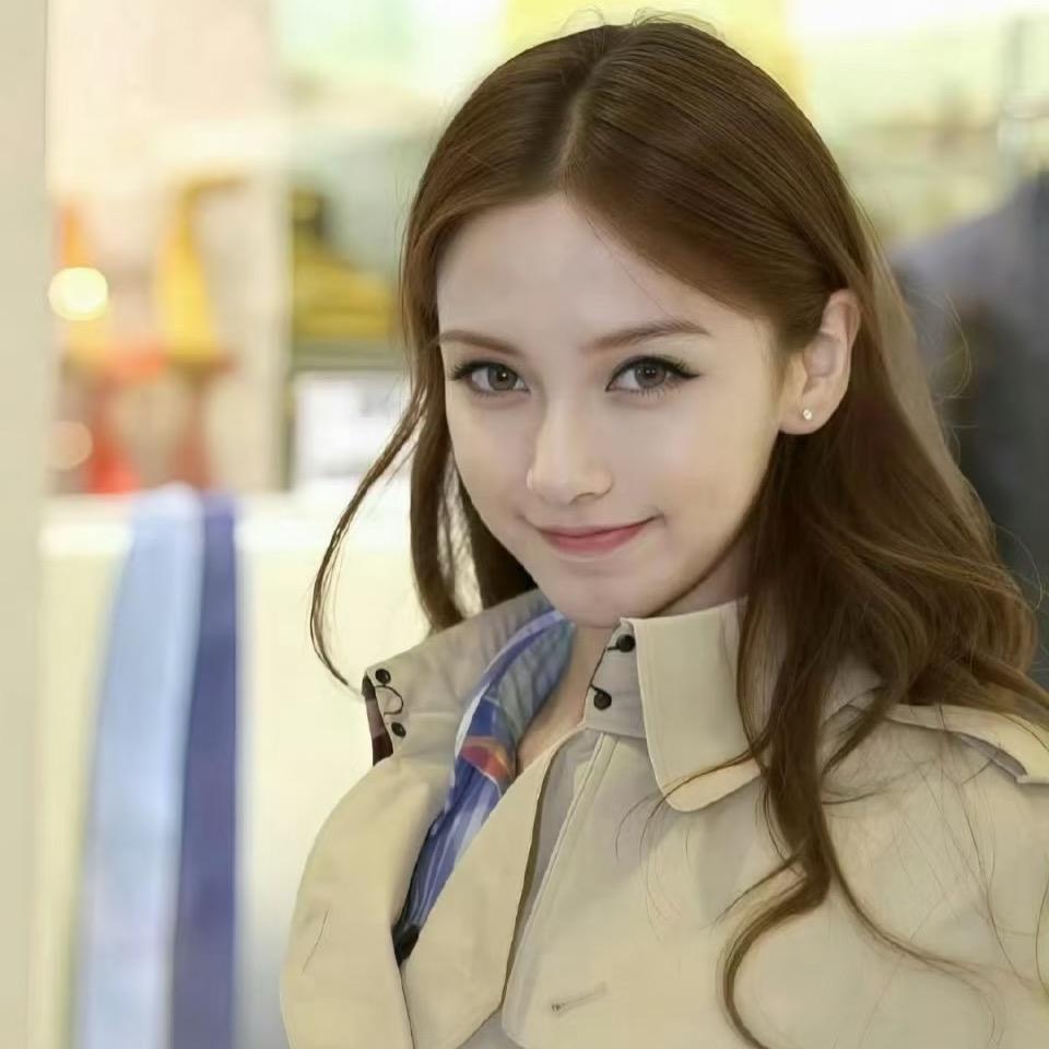 不知名美女用户和她的🐶