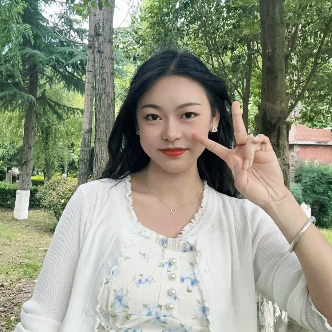 🍓月妹儿吖！🐮