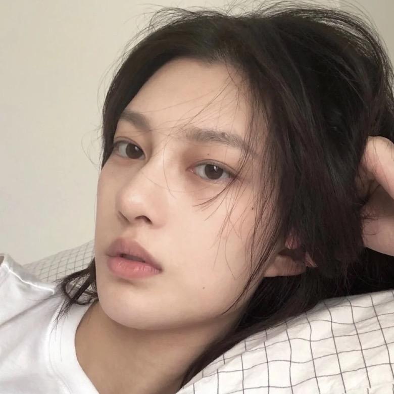 别摸我头发