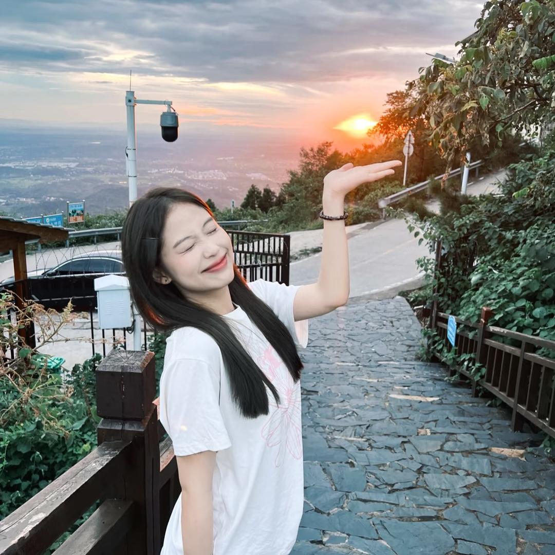 啵啵梨❤️