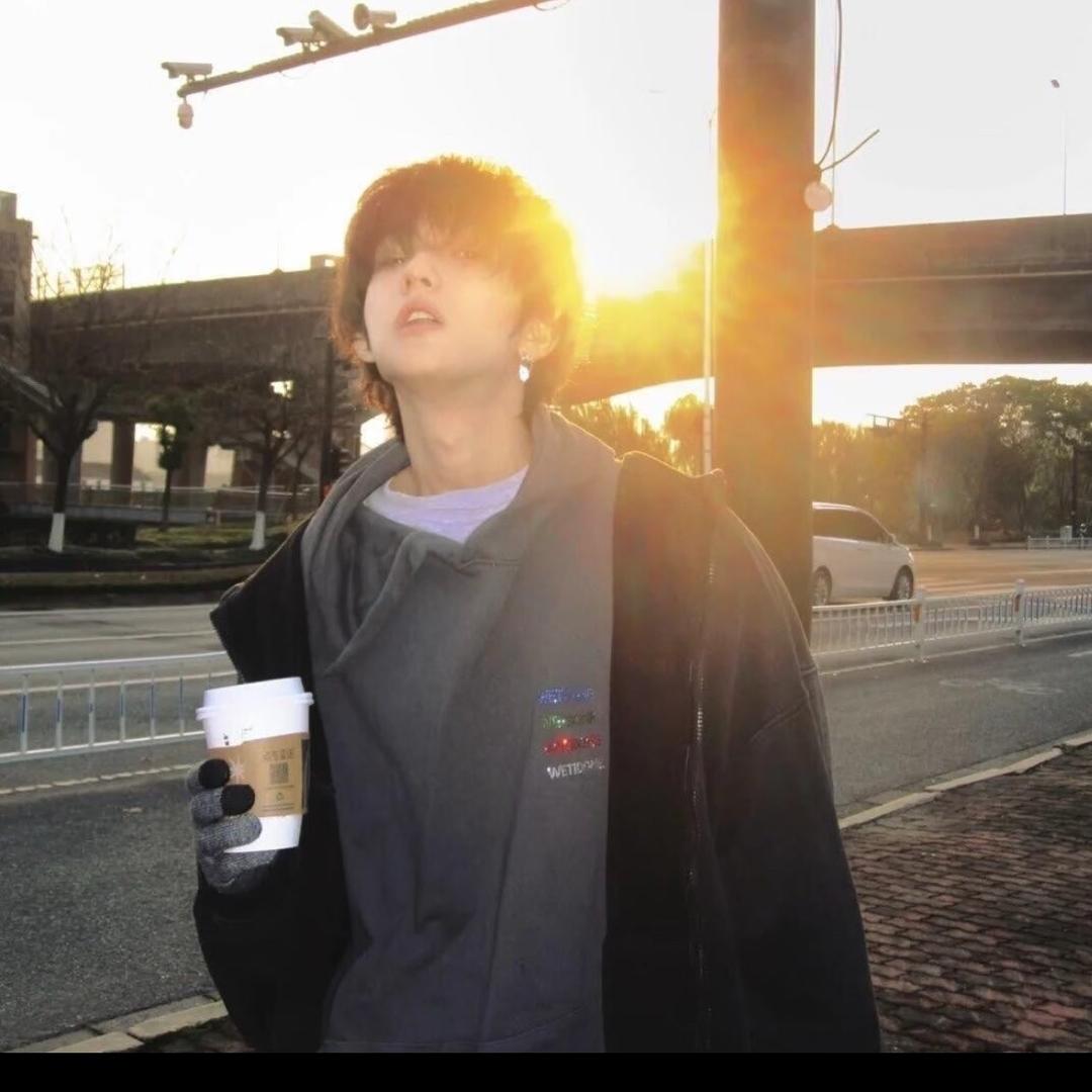 许愿⛲️ ˣʸ⁷⁷