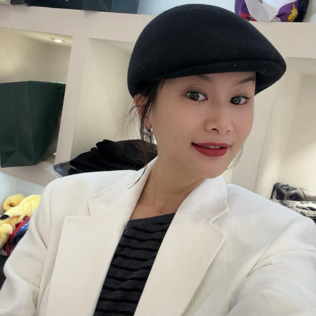 邵阳新宁服装人陈欢       巴黎.秀