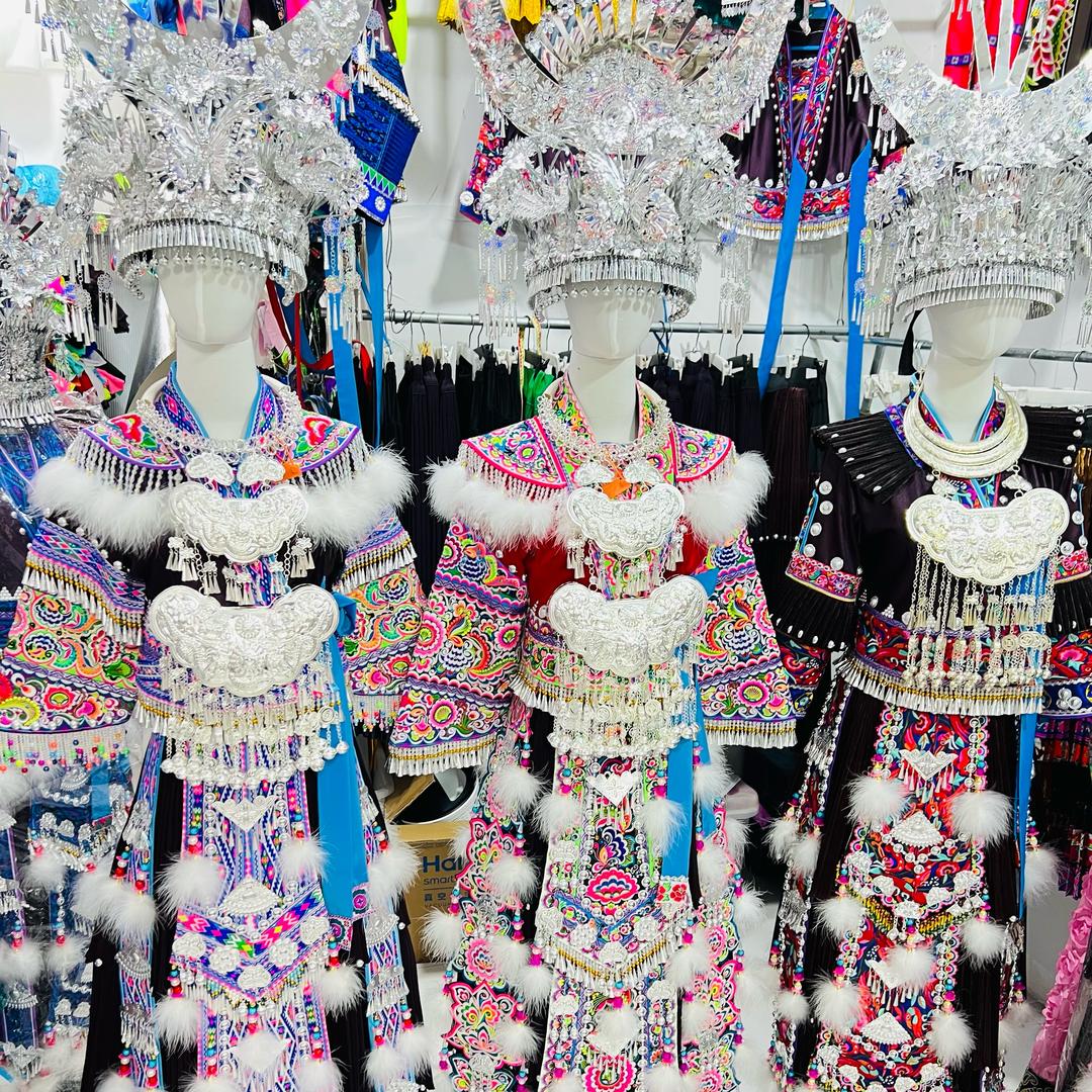 融水晶晶苗衣店