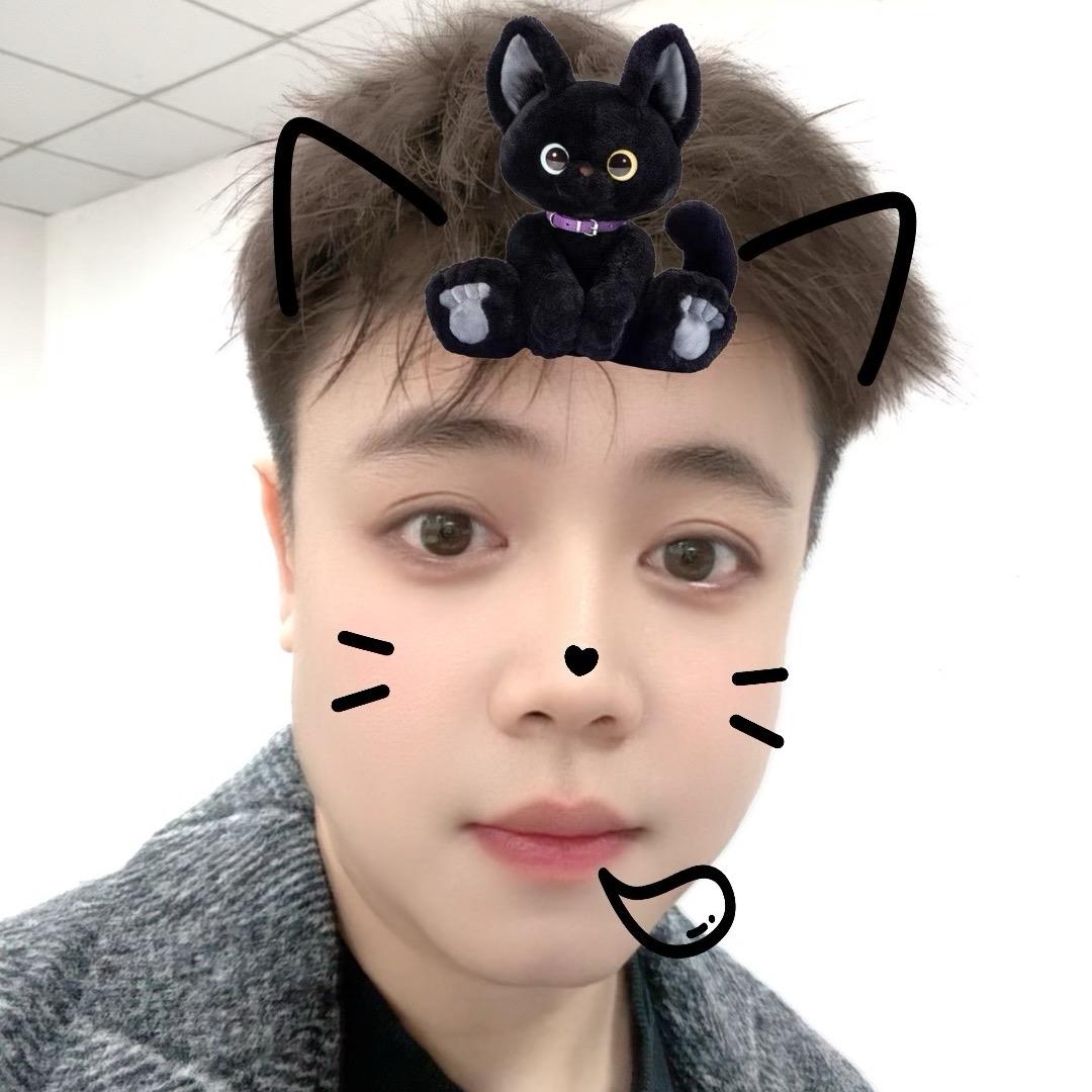 深圳市妍蕊薇贸易有限公司