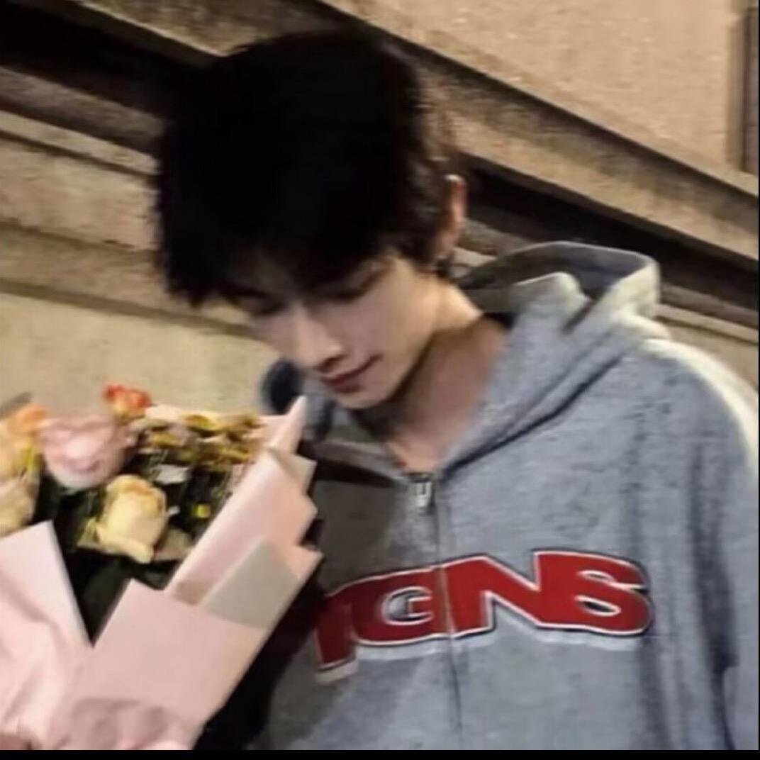 苏一ᥫᩣᥫᩣᥫᩣᥫᩣ