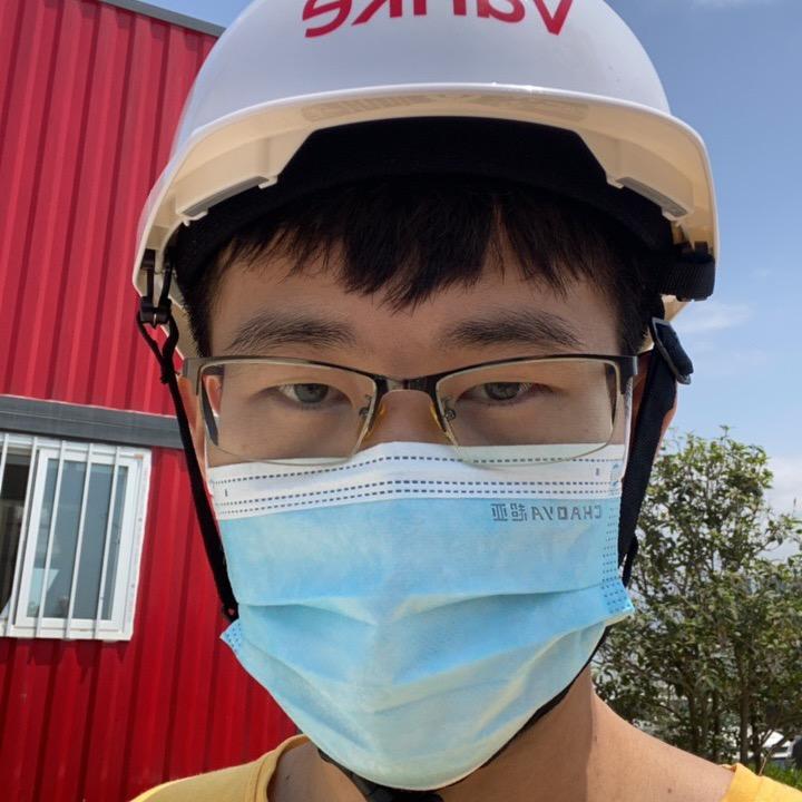 柳州设计师@明哥