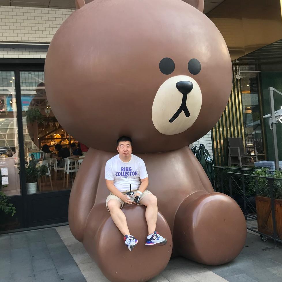 浩哥姓王