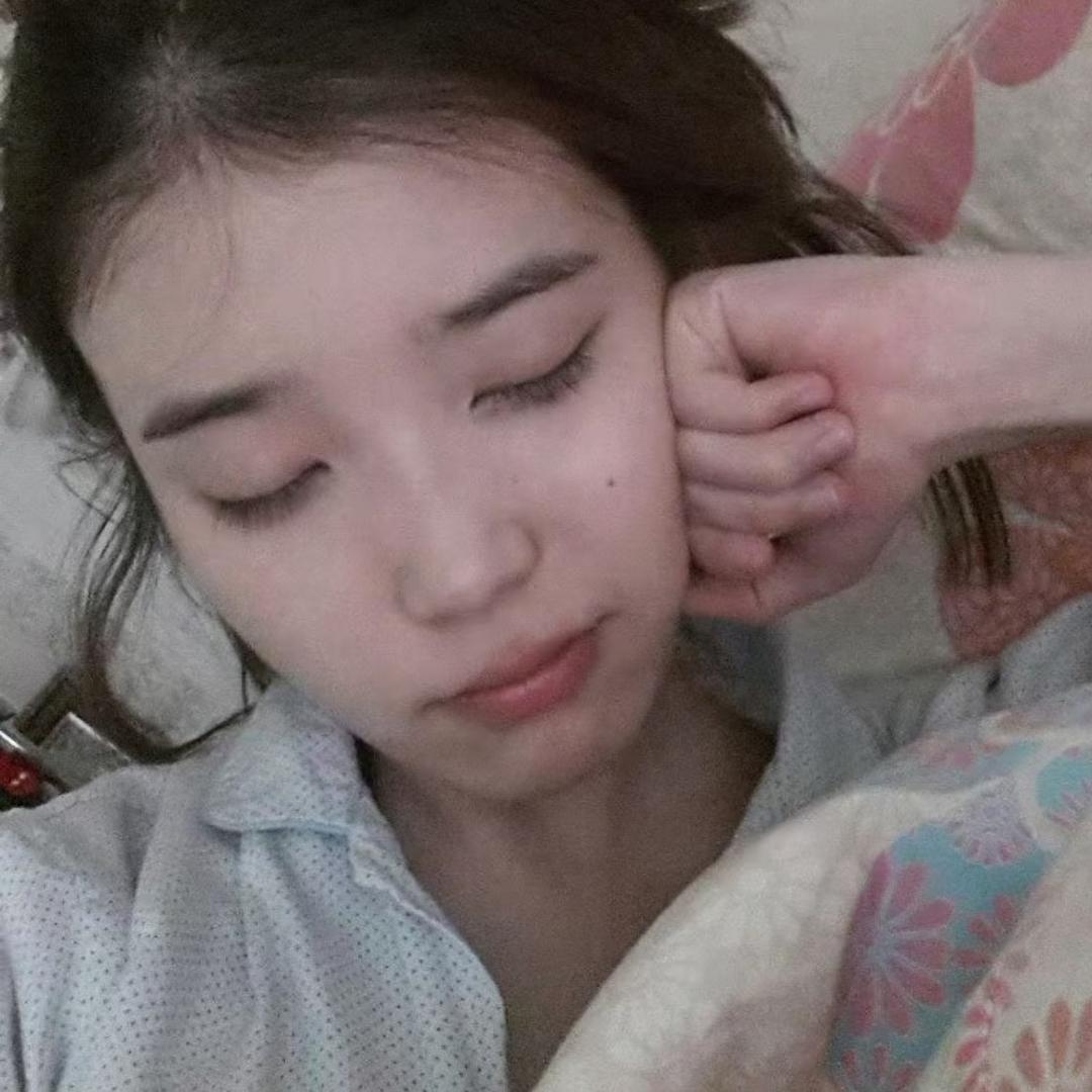 吻我苦涩眼泪