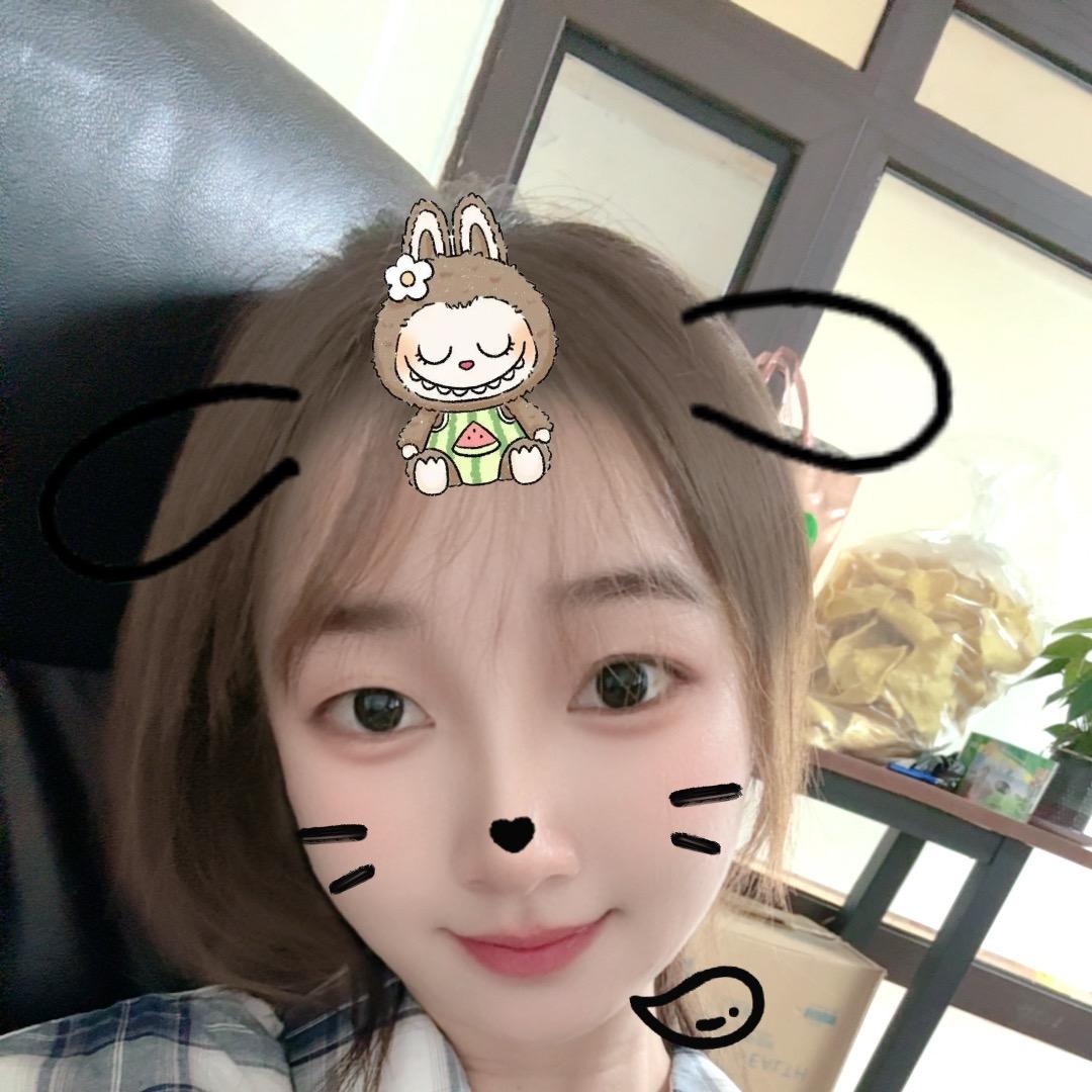 黄𝓗𝓾𝓪𝓷𝓰 ᥫᩣ