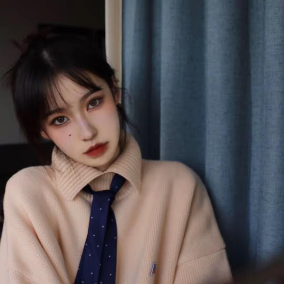 珠宝鉴定师-小楠