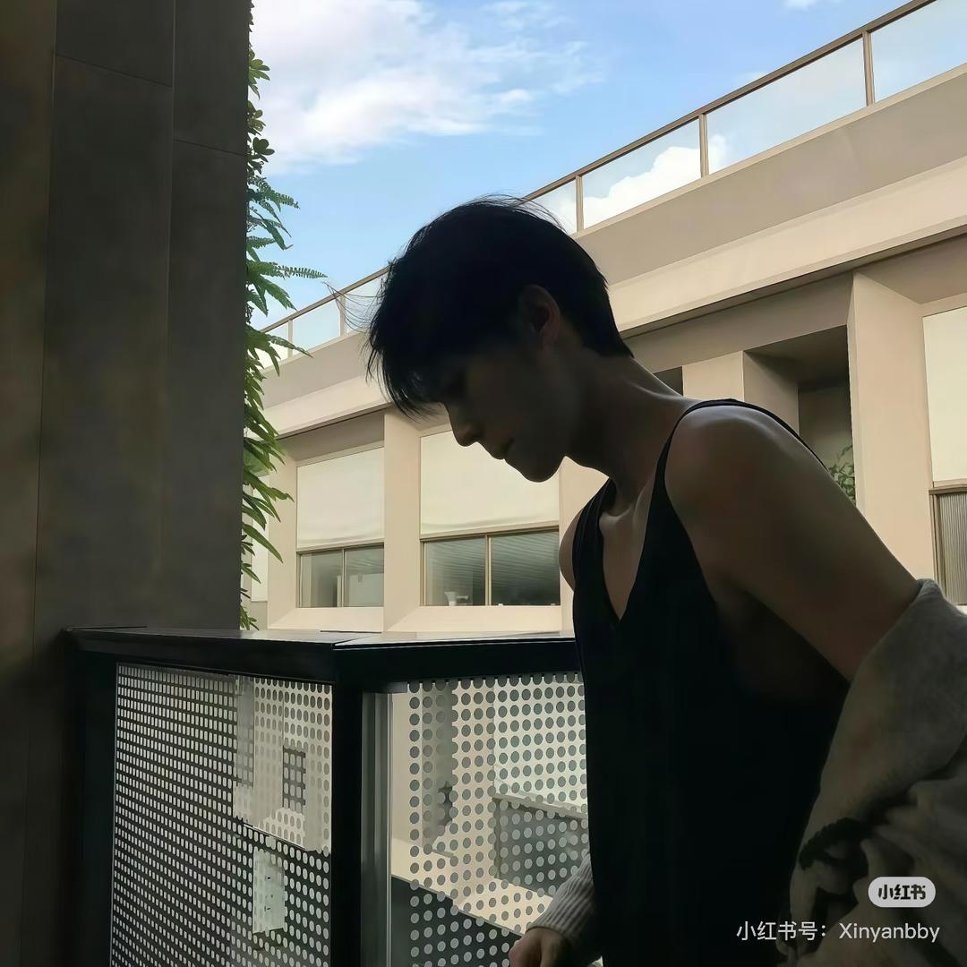 南波万男团
