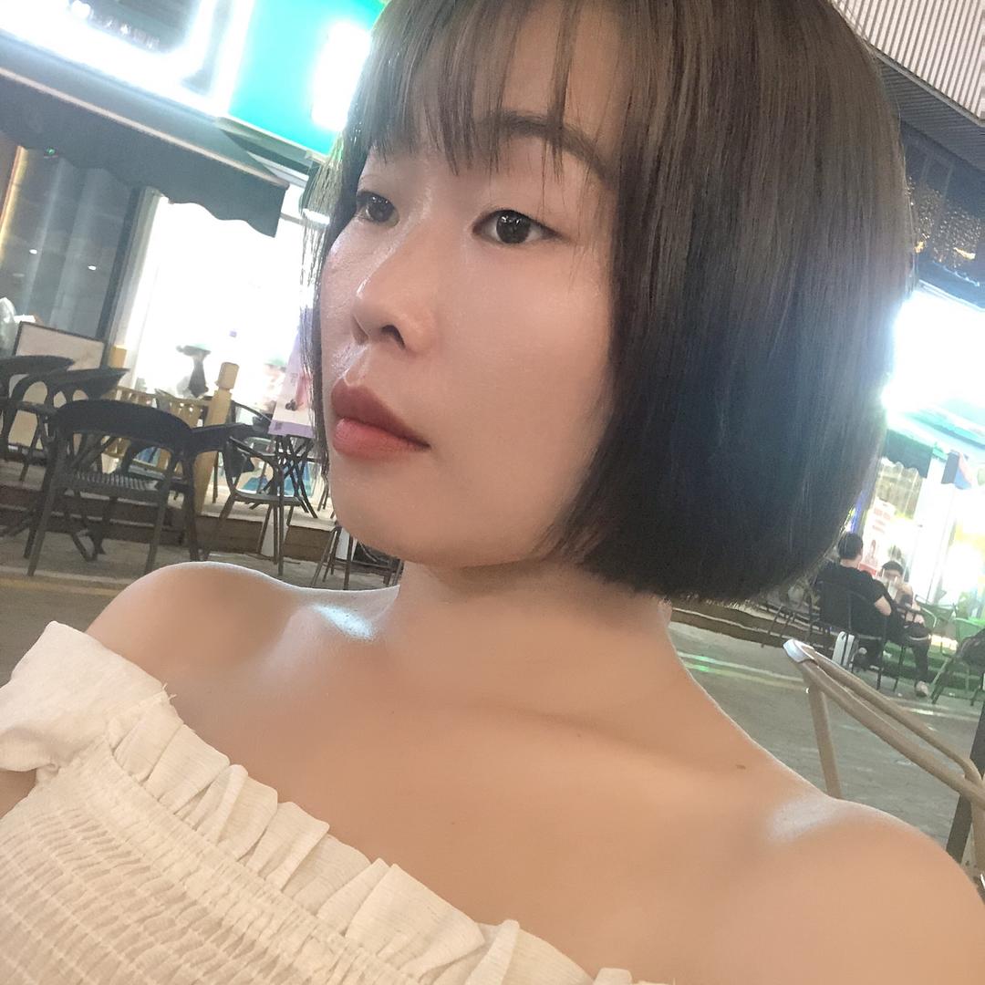 小莹莹