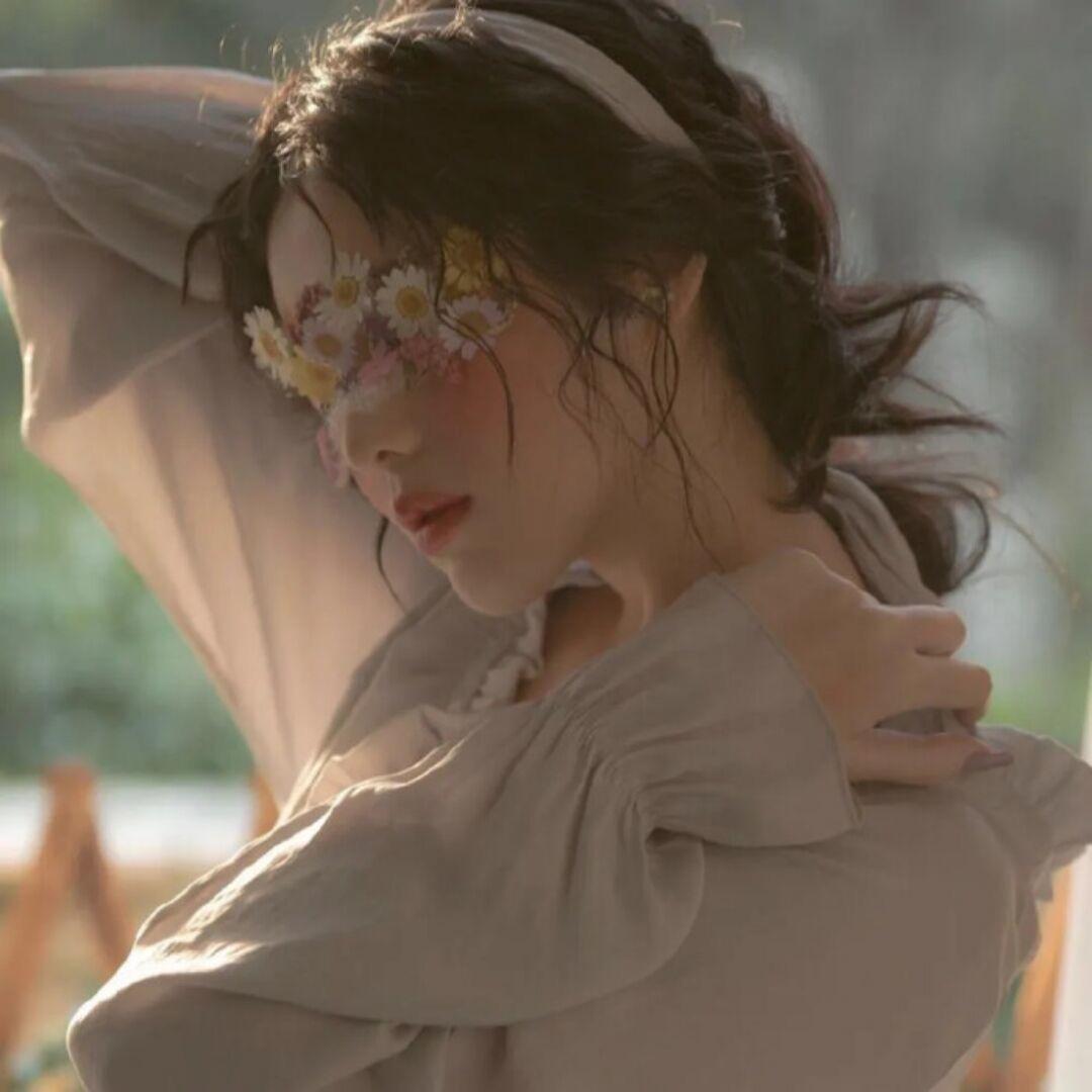 黎婼。