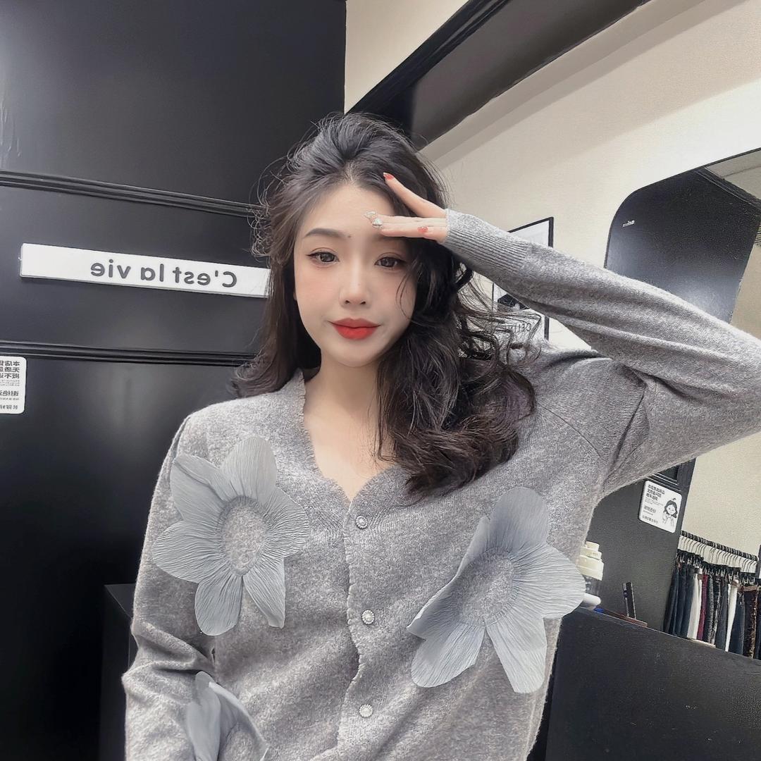郑州二七区 Cestlavie女装店