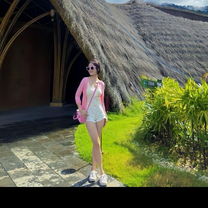 ʚ🐷ྀིྀིɞ辣辣「穿搭日记」