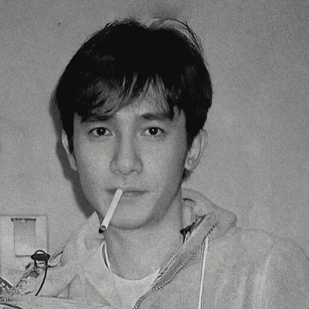 忧愁的鸡块