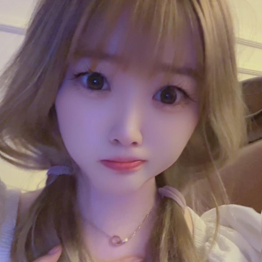 少女王老板👧🏻