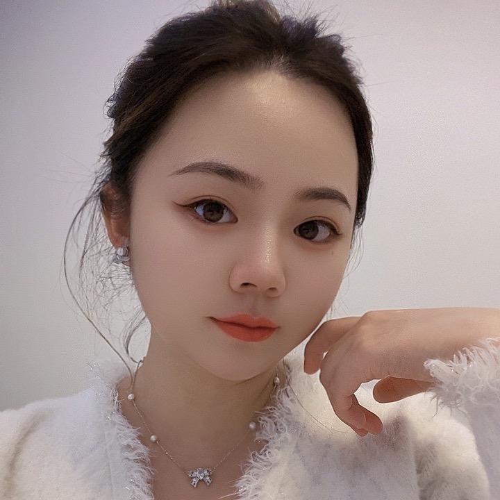 颖颖颖（库尔勒唯星颜）