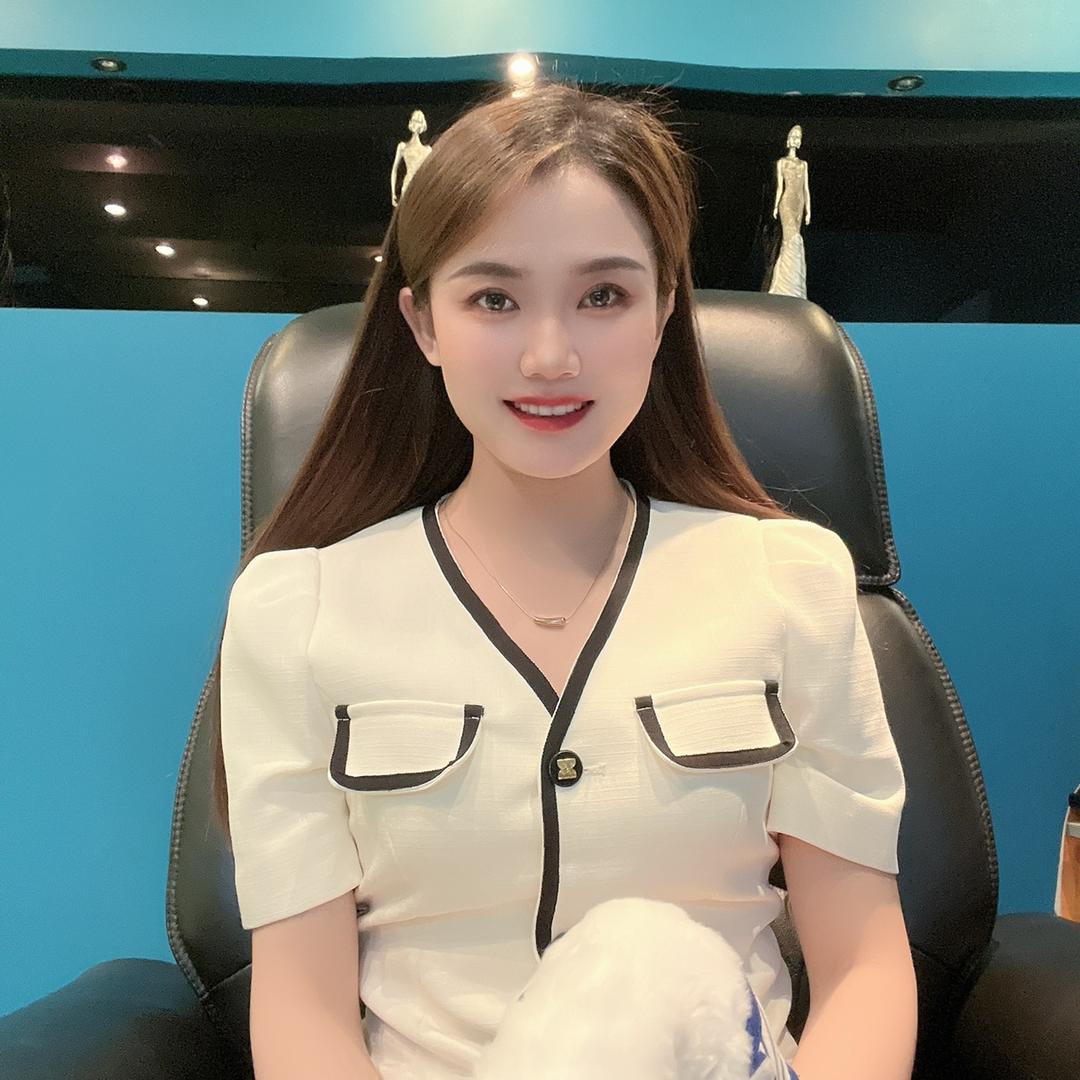 霸总张小丘