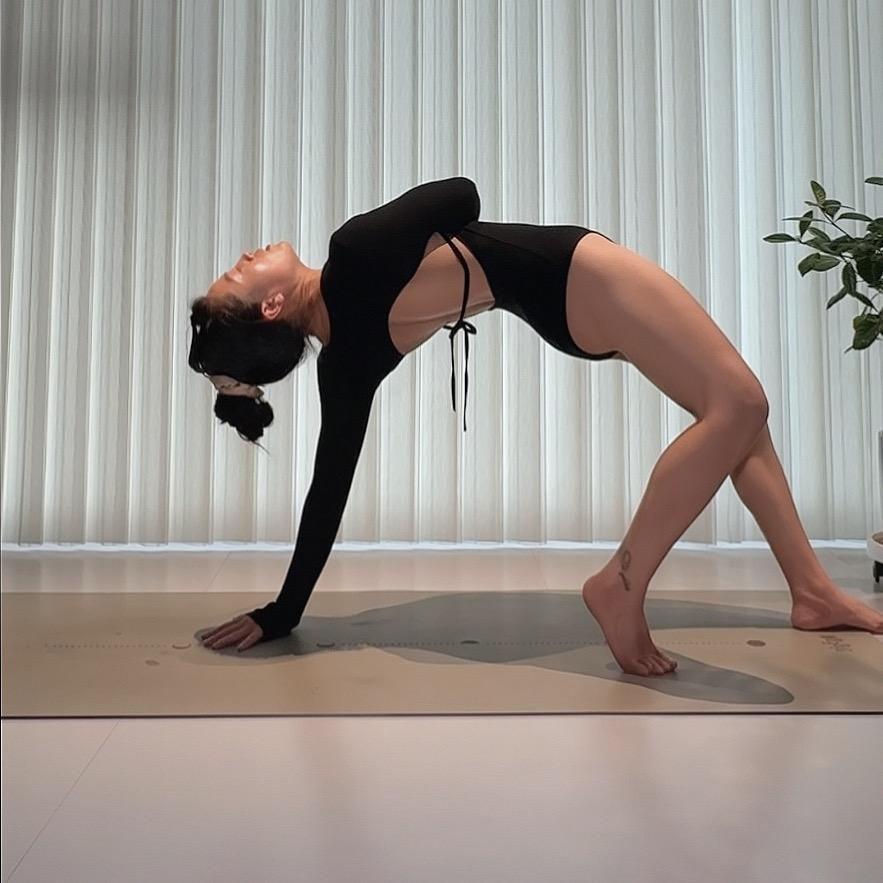 赵赵yoga