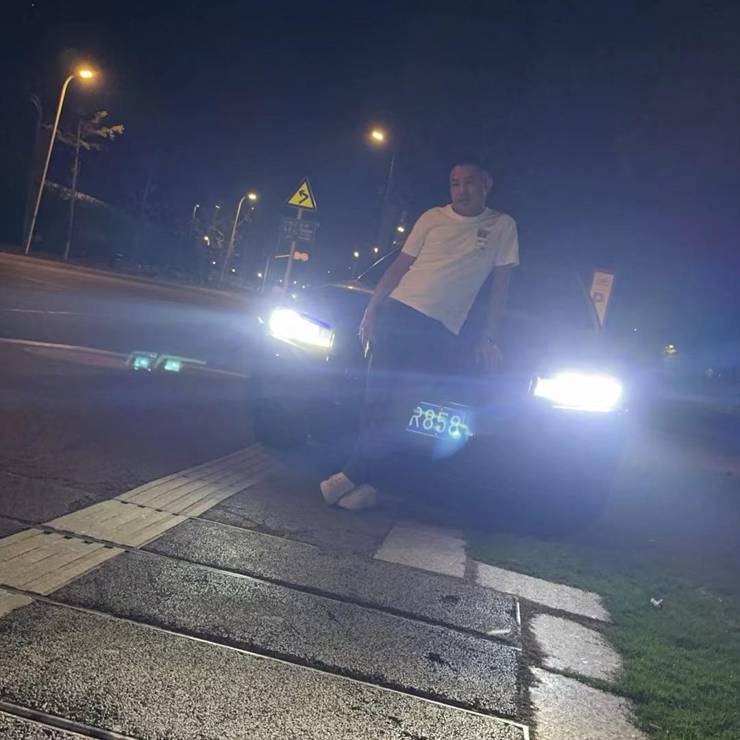 半生风雨半生伤